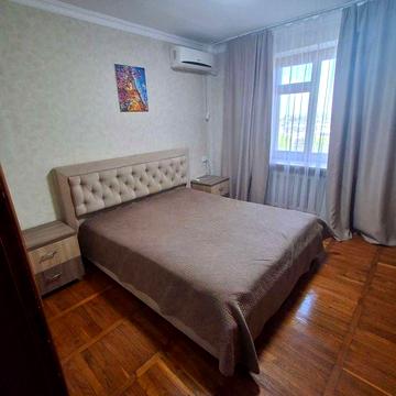 Здається 3 кімнатна квартира , Запорізьке шосе 60