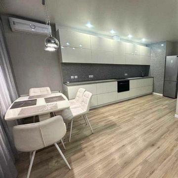 Оренда 2 кімнатної-євродвушки М Деміївська  вул.Брожка 70 .Новобуд