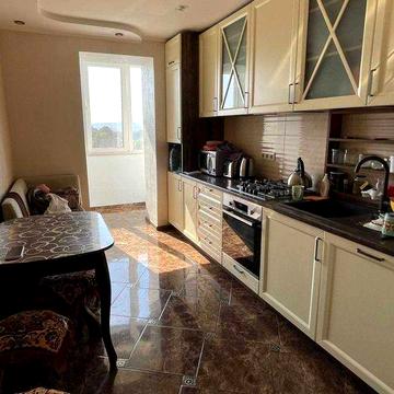 Оренда 3-кімнатної квартири в новобудові (Дубляни, вул. Шевченка)