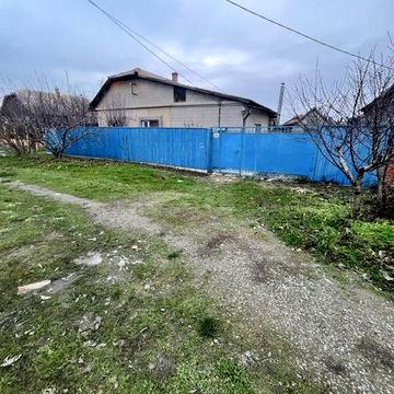 Продается дом на асфальте