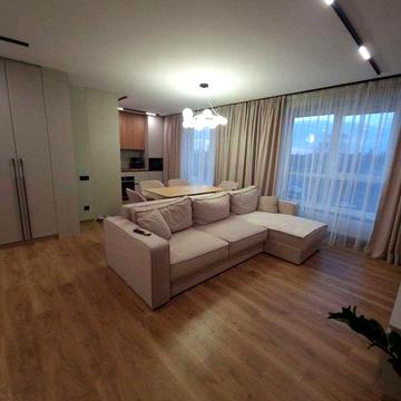 Терміново продається двохкімнатна квартира з ремонтом ЖК Опришівська Слобода