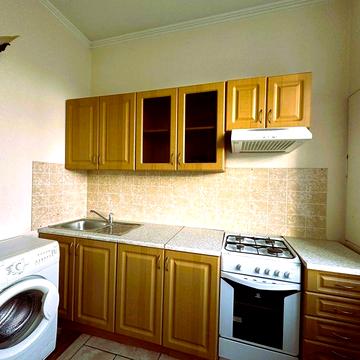 Продаж 1кімнатної вул.Соборності 3