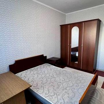 Продам 3к на Озерній