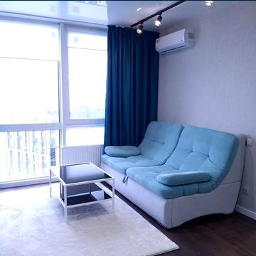 Зарічна вул., 6