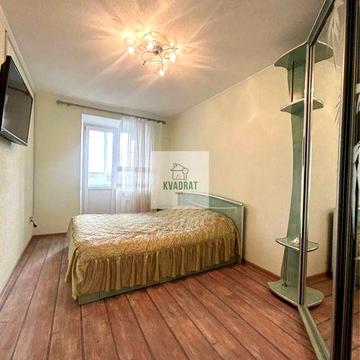 Продам 3-х кімнатну квартиру з меблями та технікою