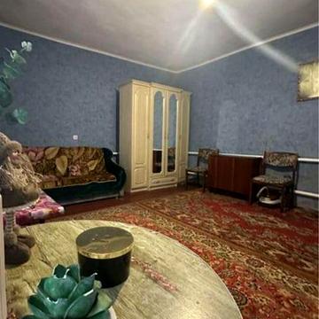 Сдам пол дома в центре