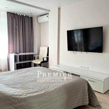 1-кімнатна квартира з дорогим ремонтом у новому будинку на Таїрова