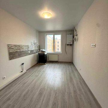 Продам нову 1-кімнатну квартиру з євроремонтом+кладовка 4,7 м² ЖК Кекс