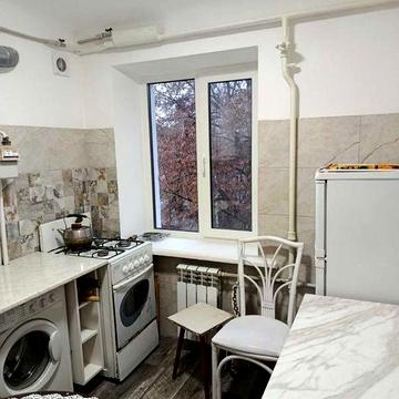 Квартира в Центральній частині міста (світло не вимимкають)