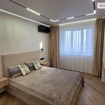 Продаж 2к Квартира Шухевича Романа вулиця