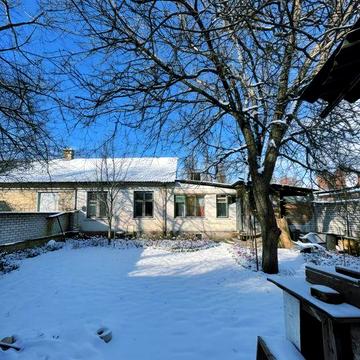 Продається частина будинку в тихому центрі  вул.Одеська