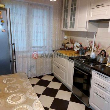 2-кімнатна квартира з сучасним ремонтом у центрі Лівобережного