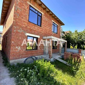 Привабливий будинок у мальовничому місці