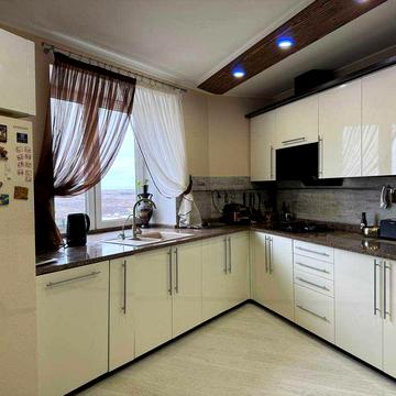 Продаж 4 кімнатної квартири Дворівнева