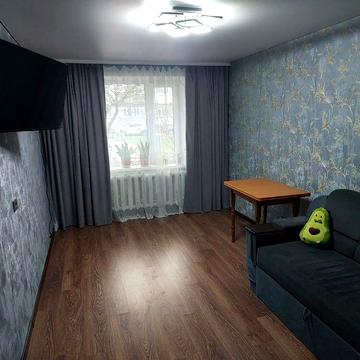 Сдам 2 комнатную квартиру