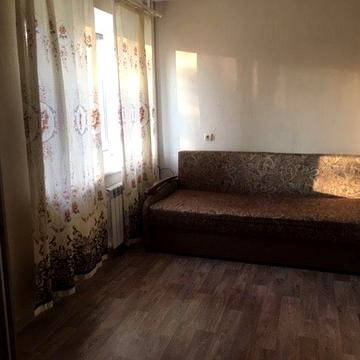 3 поверх, цегляний будинок