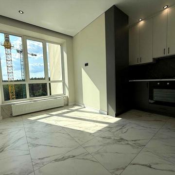 Однокімнатна з якісним ремонтом, газ! Без комісії!