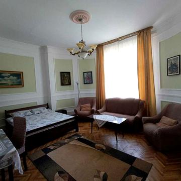 Квартира в історичному центрі біля собору від власника