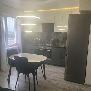 Продаж 2к Квартира Володимирський (Радянська вул.) проспект