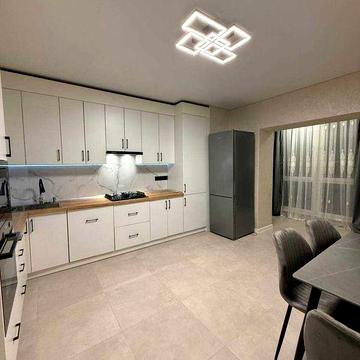 Здаю 2 кімнатну квартиру біля парку