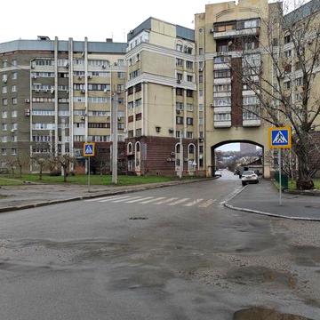 Продается  2 кiм.квартира м.Метро Захисникiв Украiни