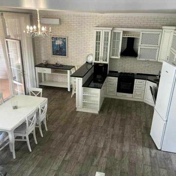 Львівська вул.