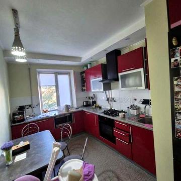 Продаж 4 кімнатної квартири. 83 м² Євроремонт. Левада №16171