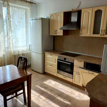 Простора 1к в новобудові по вул.Федосійська 14 (3й поверх)