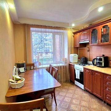 Терміновий продаж 3-кім.квартири по вул.Залізнична.