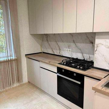 Оренда 2- ох кімнатної квартири Чорних Запорожців 18