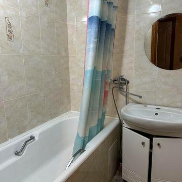 Оренда 3кімнатної квартири на Словʼянці