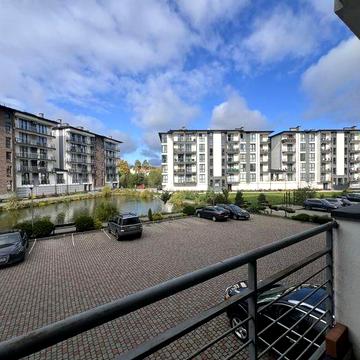 Продаж 2к квартири з частковим ремонтом Брюховичі 92000$ Жк Хвиля