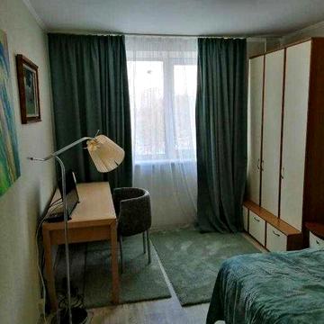 Продам 3к квартиру. Новые Дома. Метро Дворец спорта. Кап. ремонт. 4\9