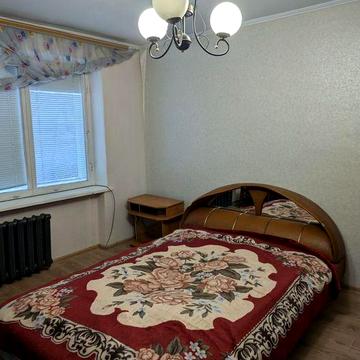 Здам 3 кім. квартиру на довготривалий термін. Вул. Українських добр.