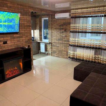 Двухкомнатная квартира с ремонтом на СоцГороде по пр. Металлургов.