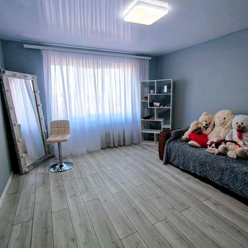 Однокімнатна квартира на Базарчику з частковим ремонтом ЖК Базарчик