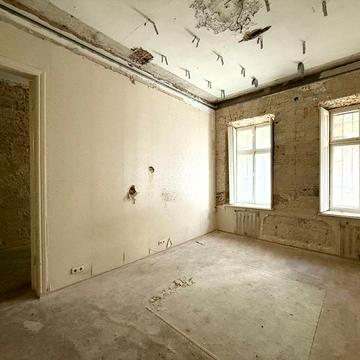 Продам срочно 116 м2 Шмидта Центр можно под офис квартиру два уровня