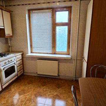 Здам 2к квартиру на Київській, р-н другої лікарні