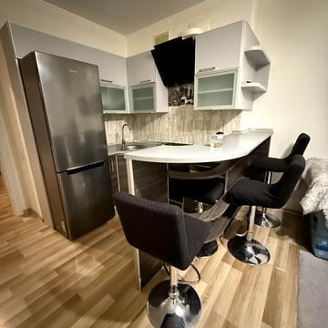 Боголюбова вул., 8