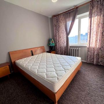 Йорданська вул. (Лайоша Гавро), 9