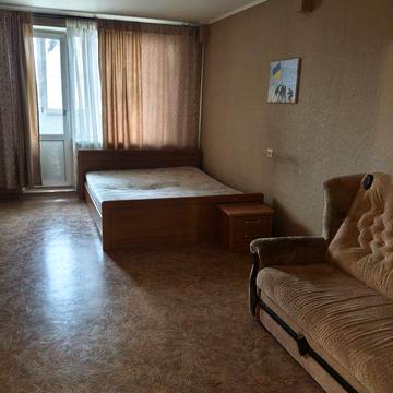 Здам 1кв.4пов 9пов буд.6Слрбідська 6000гр