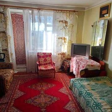 Однокімнатна в центрі