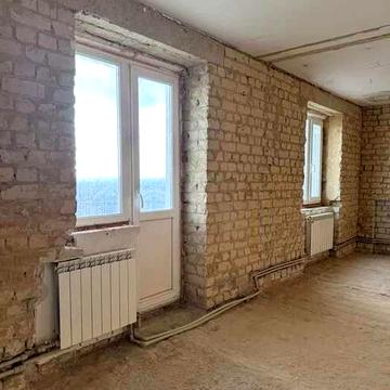 Продається 2-х кімнатна квартира під ремонт