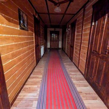 Здається житло на 12 осіб  у Карпатах  Село Волосянка .