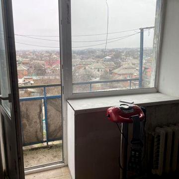 Продам 1 кімнатна Квартита у місті Кобеляки. Світло не вимикають