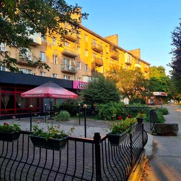 Здається в оренду 2х кім-на кв-ра  на Проспекті Свободи