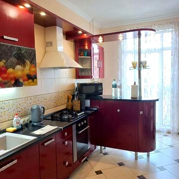 Довгострокова оренда 3к Квартира Військовий узвіз