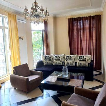 Довгострокова оренда 3к Квартира Військовий узвіз