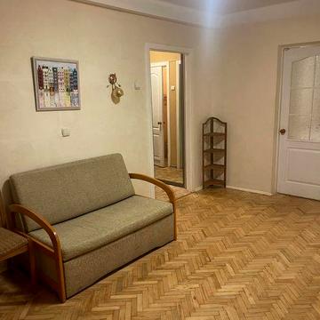 Оренда 2-х кімнатної біля метро Сирець