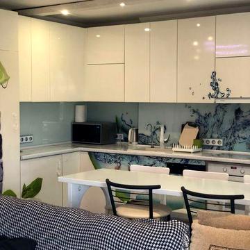 Квартира 3-х кімнатна студія